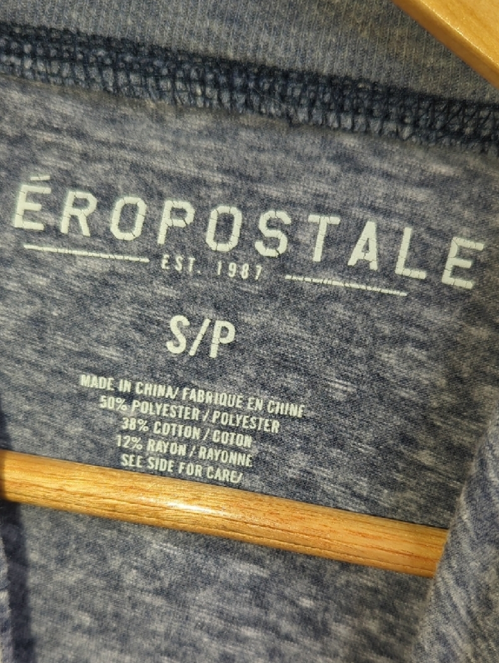 Aeropostale Women's Or Men's  Marled Navy Blue Pullover Hoodie Small - Picture 3 of 5